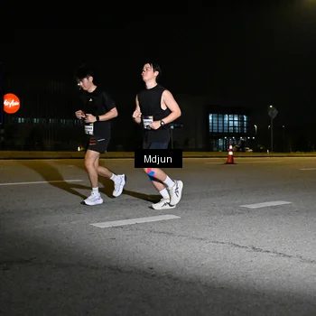 Runner Photo 7418984