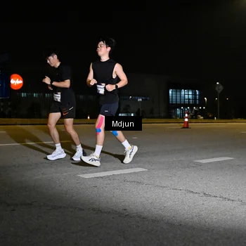 Runner Photo 7418988