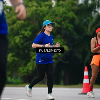 Runner Photo 7419011