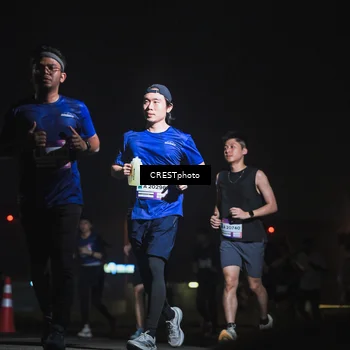 Runner Photo 7419012