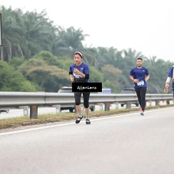Runner Photo 7419020