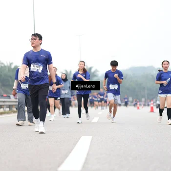 Runner Photo 7419028