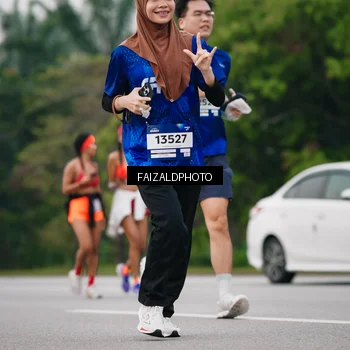 Runner Photo 7419029