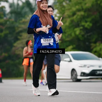 Runner Photo 7419033