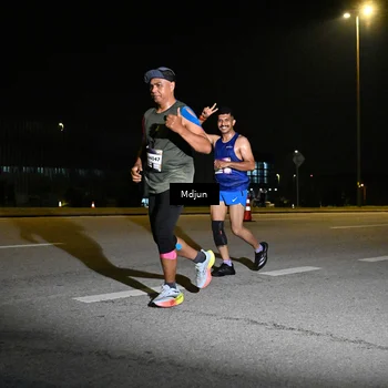 Runner Photo 7419043