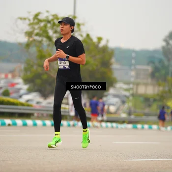 Runner Photo 7419054