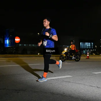 Runner Photo 7419097