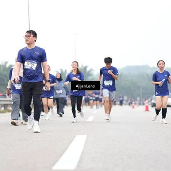 Runner Photo 7419113