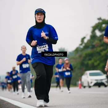 Runner Photo 7419124