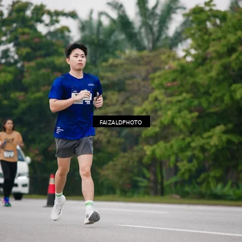 Runner Photo 7419135