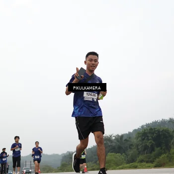 Runner Photo 7419196
