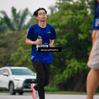 Runner Photo 7419204