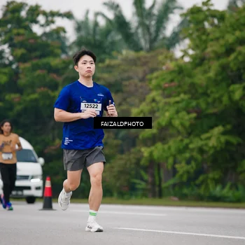 Runner Photo 7419221