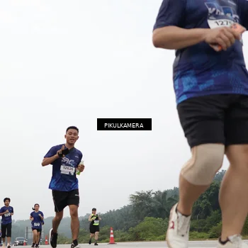 Runner Photo 7419224