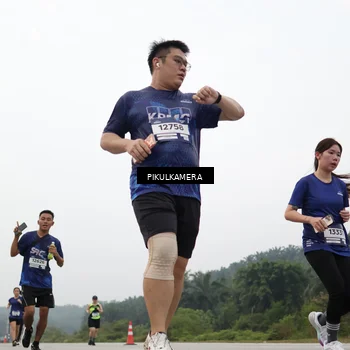 Runner Photo 7419226