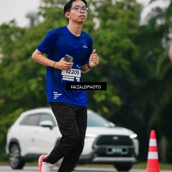 Runner Photo 7419228