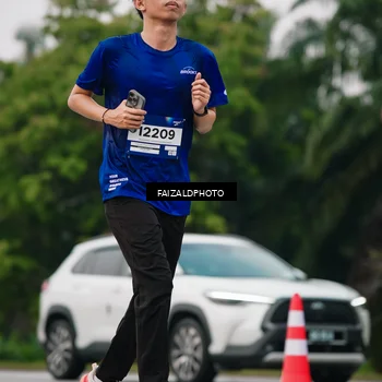 Runner Photo 7419229