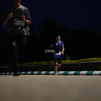 Runner Photo 7419238