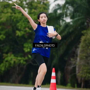 Runner Photo 7419249