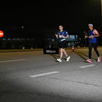 Runner Photo 7419256