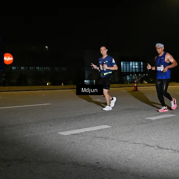 Runner Photo 7419257