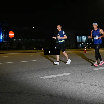 Runner Photo 7419264