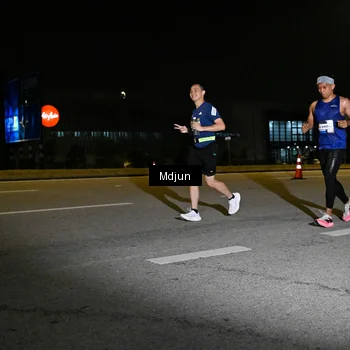 Runner Photo 7419272