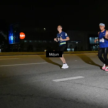 Runner Photo 7419280