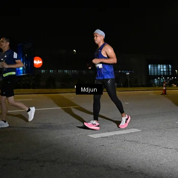 Runner Photo 7419288