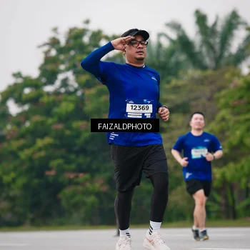 Runner Photo 7419353