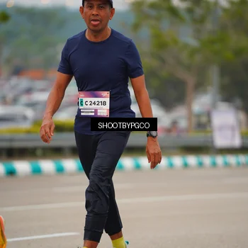 Runner Photo 7419355
