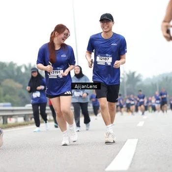Runner Photo 7419366