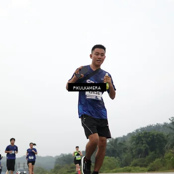 Runner Photo 7419370
