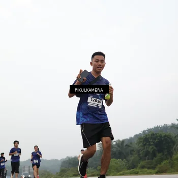 Runner Photo 7419371