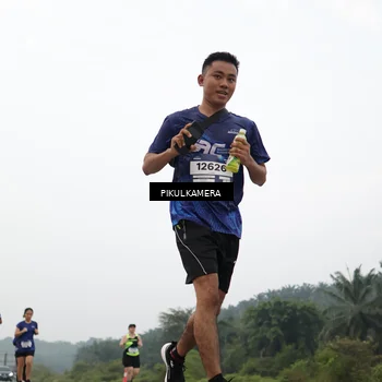 Runner Photo 7419377
