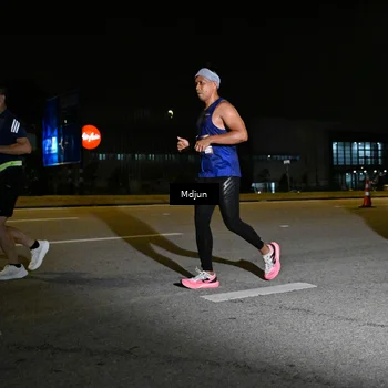 Runner Photo 7419383