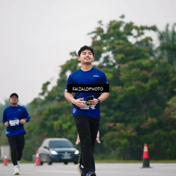 Runner Photo 7419386