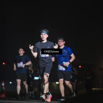 Runner Photo 7419392