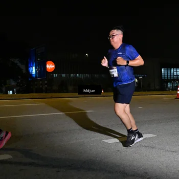 Runner Photo 7419393