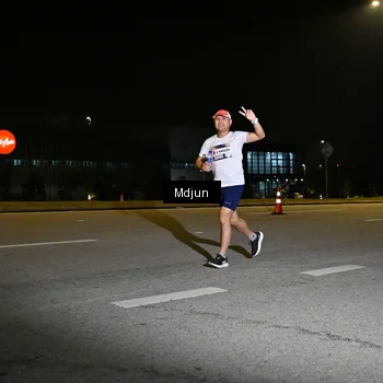 Runner Photo 7419427