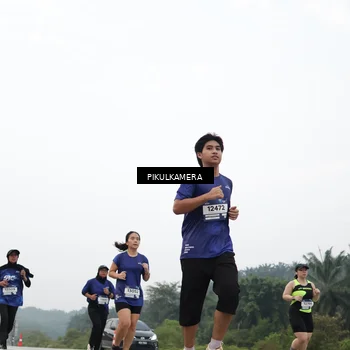 Runner Photo 7419506