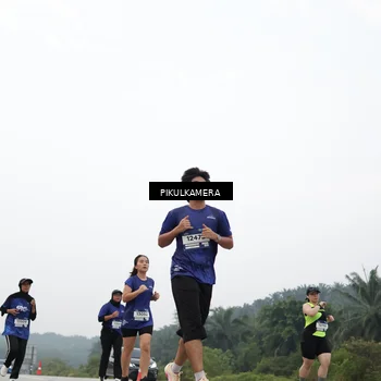 Runner Photo 7419520