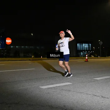Runner Photo 7419531