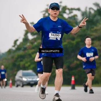 Runner Photo 7419551
