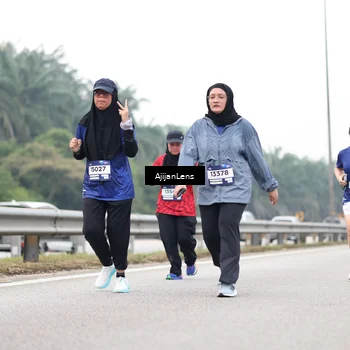 Runner Photo 7419553
