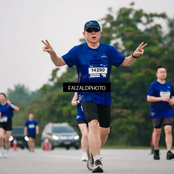 Runner Photo 7419559