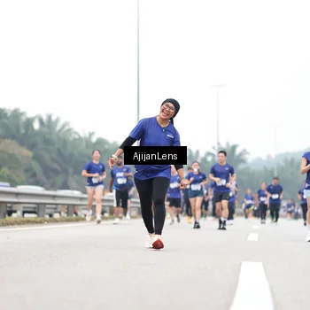 Runner Photo 7419594