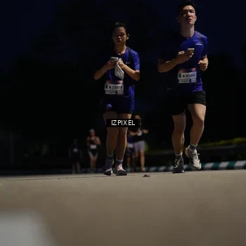 Runner Photo 7419595