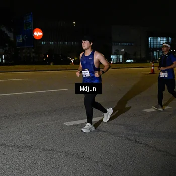 Runner Photo 7419613