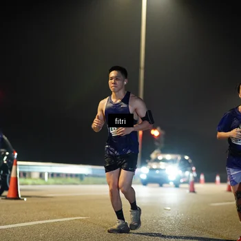 Runner Photo 7419621